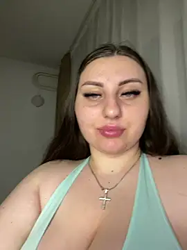 KarinaCelinne online show from April 10, 8:24 pm