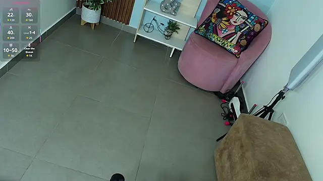 Snapshot of Dalila_Sky chatting on October 31, 6:09 pm Dalila Sky online show from October 31, 6:09 pm