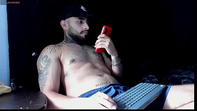 Snapshot of christangel_96_ chatting on February 15, 8:01 pm christangel 96  online show from February 15, 8:01 pm