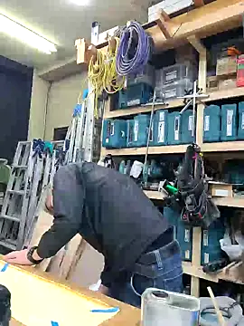 da--------i online show from February 19, 9:50 am