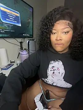 Snapshot of dvtbvby chatting on March 3, 8:32 pm dvtbvby online show from March 3, 8:32 pm