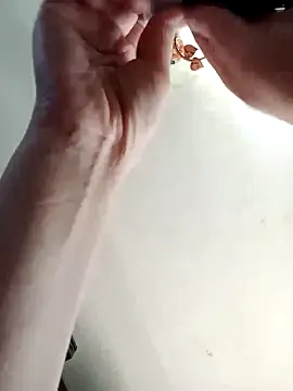 Madame-Butterfly online show from March 9, 5:00 am