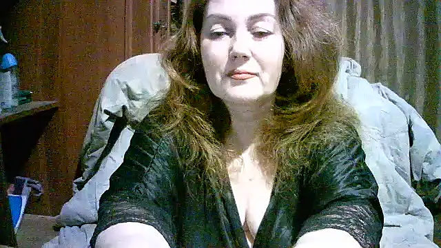 Madame-Butterfly online show from December 3, 5:22 pm