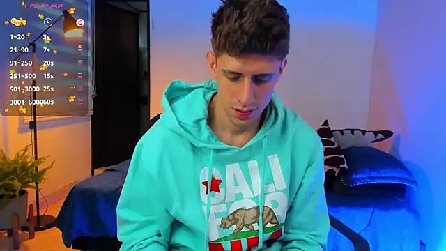 Snapshot of Jasperjoness chatting on November 19, 9:48 pm Jasperjoness online show from November 19, 9:48 pm