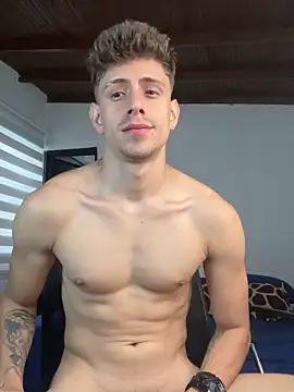 Snapshot of Jasperjoness chatting on December 13, 8:58 pm Jasperjoness online show from December 13, 8:58 pm