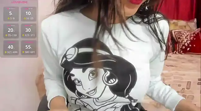 Snapshot of Reika_01 chatting on December 6, 12:45 am Reika 01 online show from December 6, 12:45 am