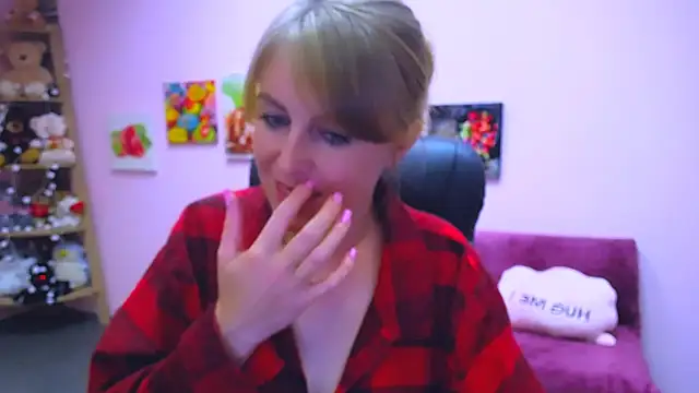 Hot Milady online show from September 23, 7:11 am