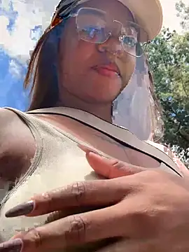 tiana nave online show from October 12, 4:17 pm