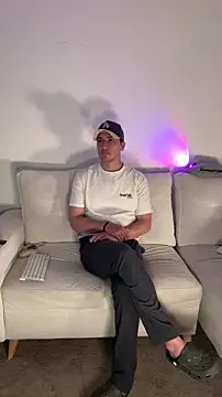 Snapshot of tiana_nave chatting on November 11, 3:39 am tiana nave online show from November 11, 3:39 am