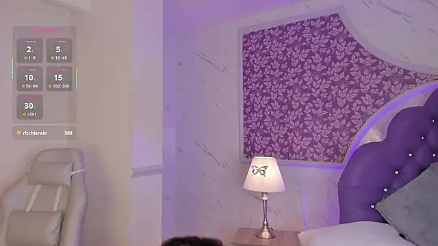 Snapshot of Miamontoya chatting on November 15, 1:58 am Miamontoya online show from November 15, 1:58 am