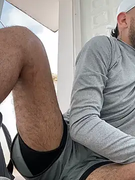 JuanZapata33 online show from December 3, 8:50 pm