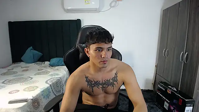 man dur07 online show from February 11, 3:18 am