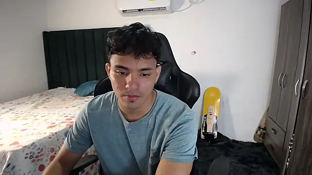 man dur07 online show from March 16, 7:27 pm