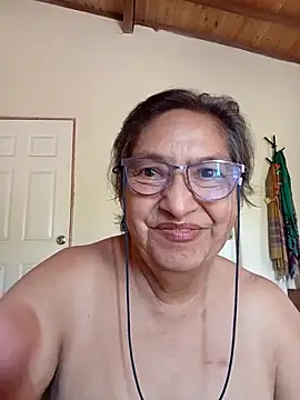 florecita69 online show from October 15, 2:28 pm