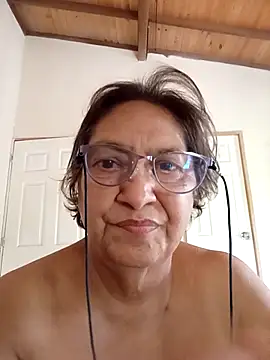 florecita69 online show from October 17, 3:25 pm