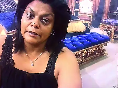 Snapshot of indianCherryPie chatting on November 11, 5:29 am indianCherryPie online show from November 11, 5:29 am