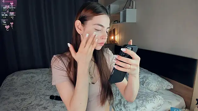 MaryJacksoon online show from February 9, 7:27 am