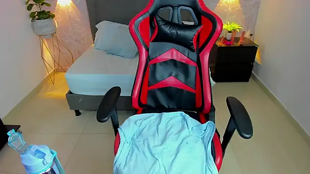 angelica dymond online show from February 24, 3:20 pm