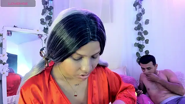 catalina and roger online show from November 5, 8:09 pm