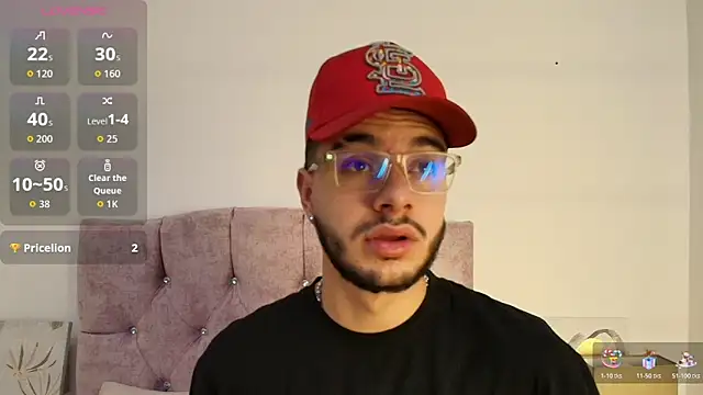 Snapshot of Amadeo_Wild chatting on December 3, 2:26 pm Amadeo Wild online show from December 3, 2:26 pm