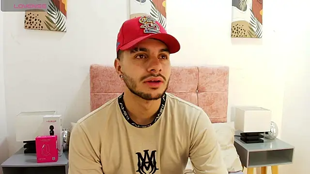 Amadeo Wild online show from March 12, 12:11 pm