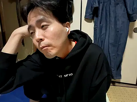 Snapshot of shigeki-113 chatting on November 27, 1:02 pm shigeki-113 online show from November 27, 1:02 pm