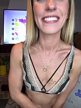 lola tentatiion online show from September 14, 8:19 pm