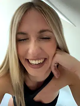 lola tentatiion online show from October 19, 3:34 pm