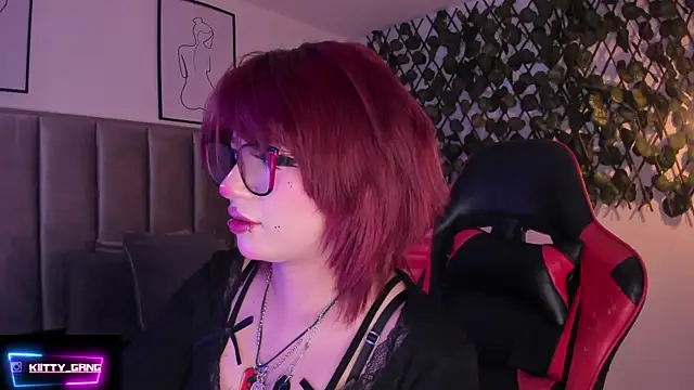 Snapshot of Kitty_Gang chatting on September 20, 2:45 am Kitty Gang online show from September 20, 2:45 am