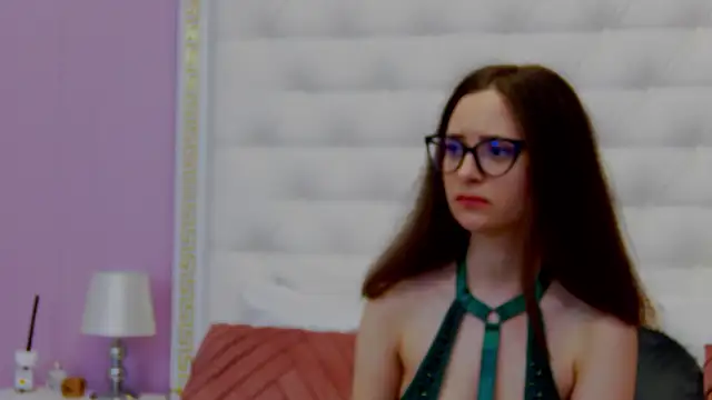 Lenna Paul online show from March 17, 2:23 pm