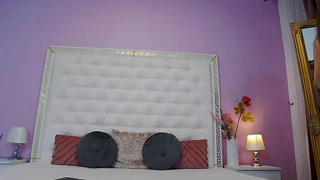 Lenna Paul online show from November 14, 4:55 am