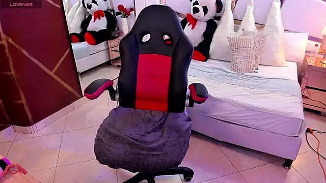 laris park online show from January 26, 8:36 am