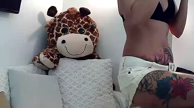 mysterymel online show from February 28, 3:48 pm