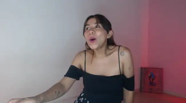 Snapshot of selene_gils chatting on March 5, 2:03 am selene gils online show from March 5, 2:03 am