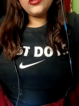 Snapshot of Sexy_Queen6 chatting on January 24, 8:00 pm Sexy Queen6 online show from January 24, 8:00 pm