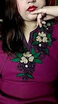 Snapshot of Sexy_Queen6 chatting on February 6, 9:49 pm Sexy Queen6 online show from February 6, 9:49 pm