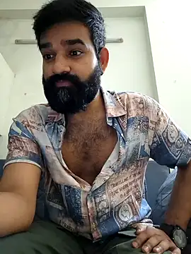 Fun Guuy online show from December 5, 6:00 pm