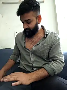 Fun Guuy online show from January 3, 2:40 pm