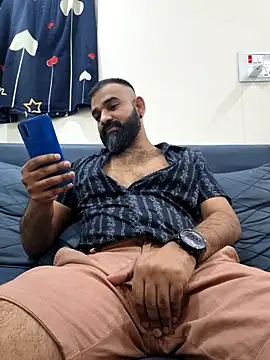 Fun Guuy online show from November 28, 6:10 pm