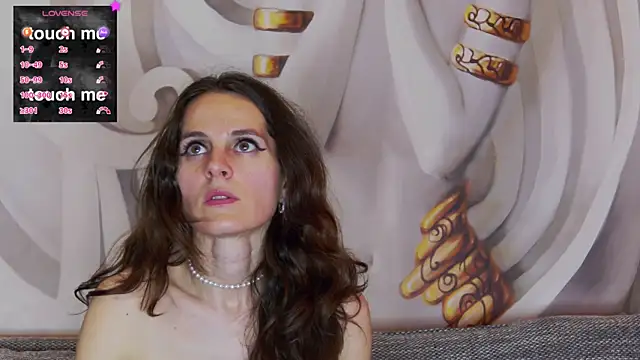 hailey peach online show from February 22, 3:34 am