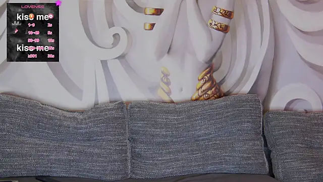 hailey peach online show from March 7, 9:06 pm