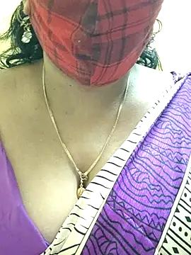 mallu-sumi online show from February 22, 1:57 pm