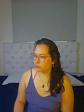 May Carlier online show from February 7, 10:35 pm