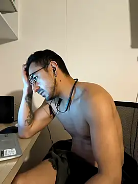 pablo-rincon95 online show from February 14, 11:09 pm