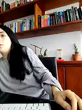 amellie ros online show from December 2, 4:42 pm