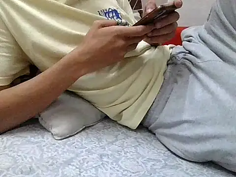 Snapshot of wknows2 chatting on December 2, 1:50 pm wknows2 online show from December 2, 1:50 pm