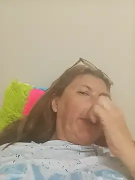 Snapshot of Aranza-Queen chatting on March 14, 8:17 pm Aranza-Queen online show from March 14, 8:17 pm