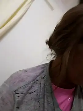 Snapshot of Aranza-Queen chatting on November 10, 8:52 pm Aranza-Queen online show from November 10, 8:52 pm