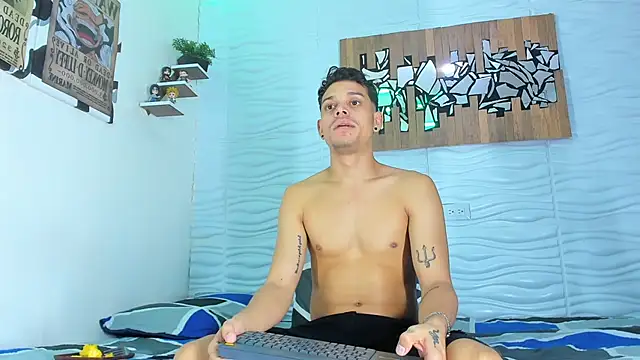 Friendsofeverything  online show from September 28, 12:49 am