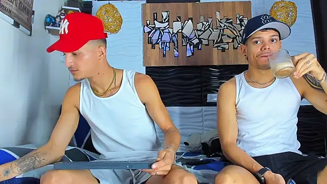 Friendsofeverything  online show from November 27, 2:52 pm